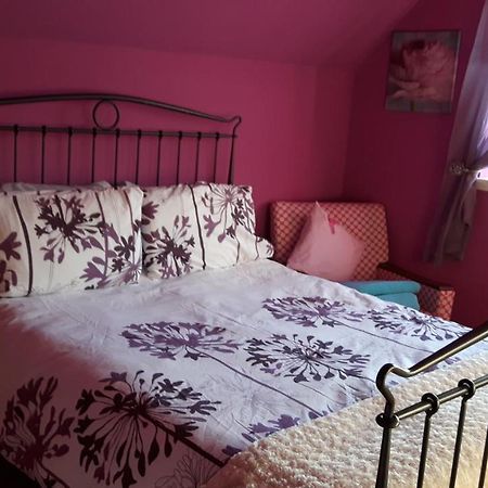 Bed and Breakfast The Stables,Kirkmichael Blairgowrie and Rattray Екстер'єр фото